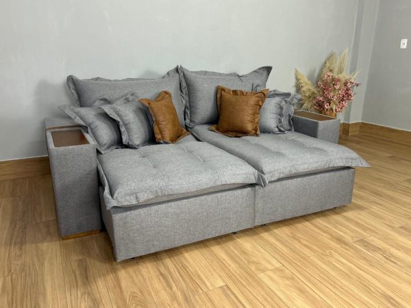 Sofá Cama Retrátil Reclinável Gabriela 2,50m - Cinza Linho/Marrom Courino