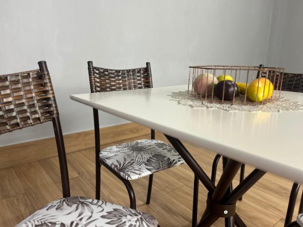 Conjunto Mesa Tubular Macaé Tampo Quadrado Com 4 Cadeiras Ratam - Marrom/Off White - Imagem 3