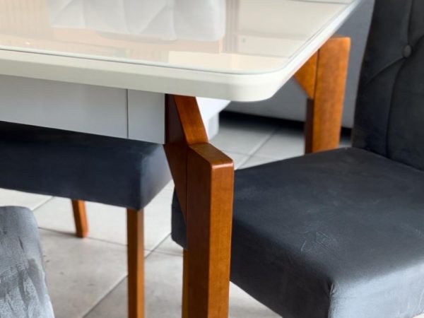 Mesa de Jantar Abeille 1.14×0.93 c/ 4 Cadeiras Jasmim - Naturale/Off White/ Cinza Veludo - Imagem 2